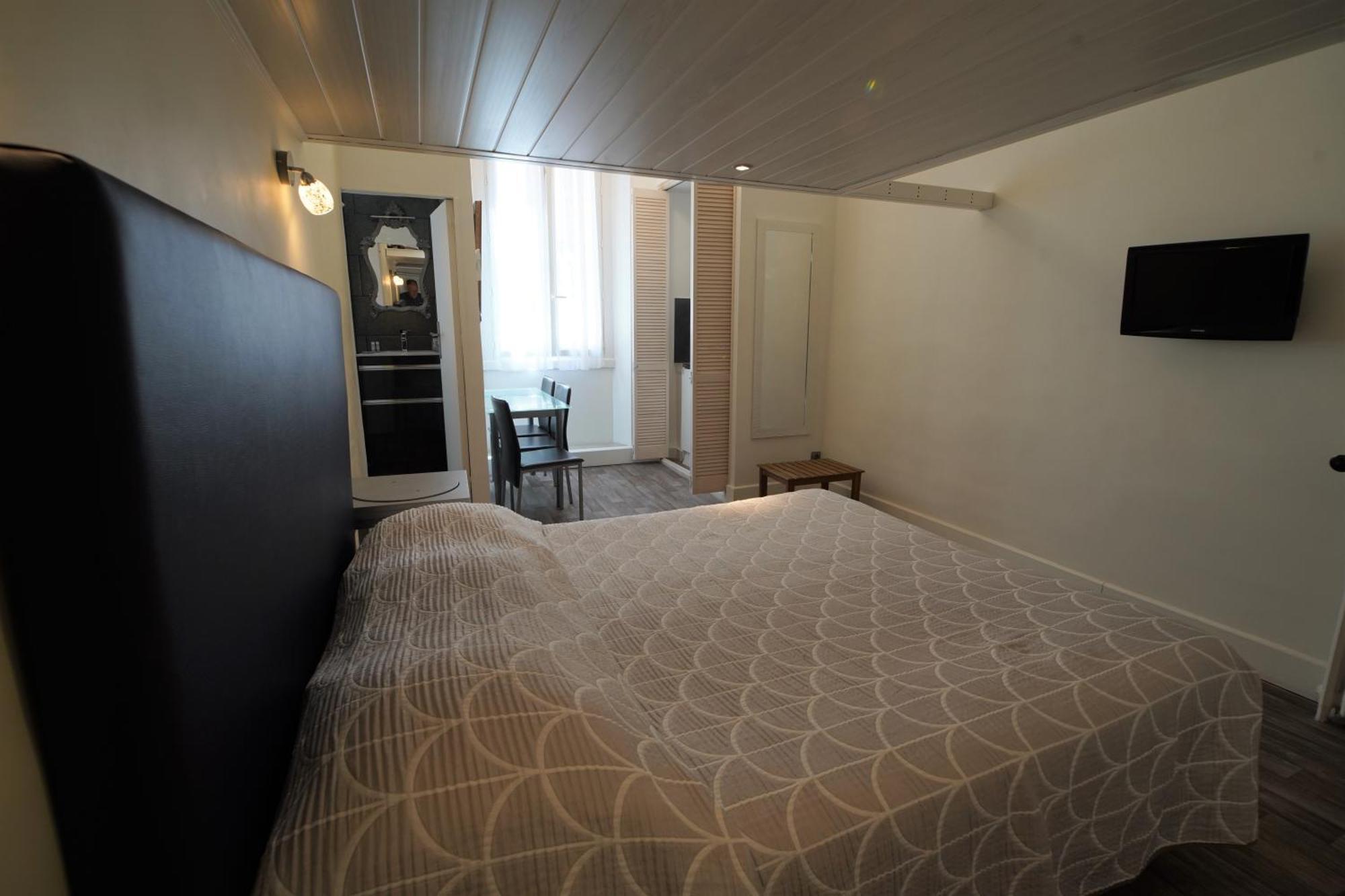 Hotel Cresp Nice Oda fotoğraf